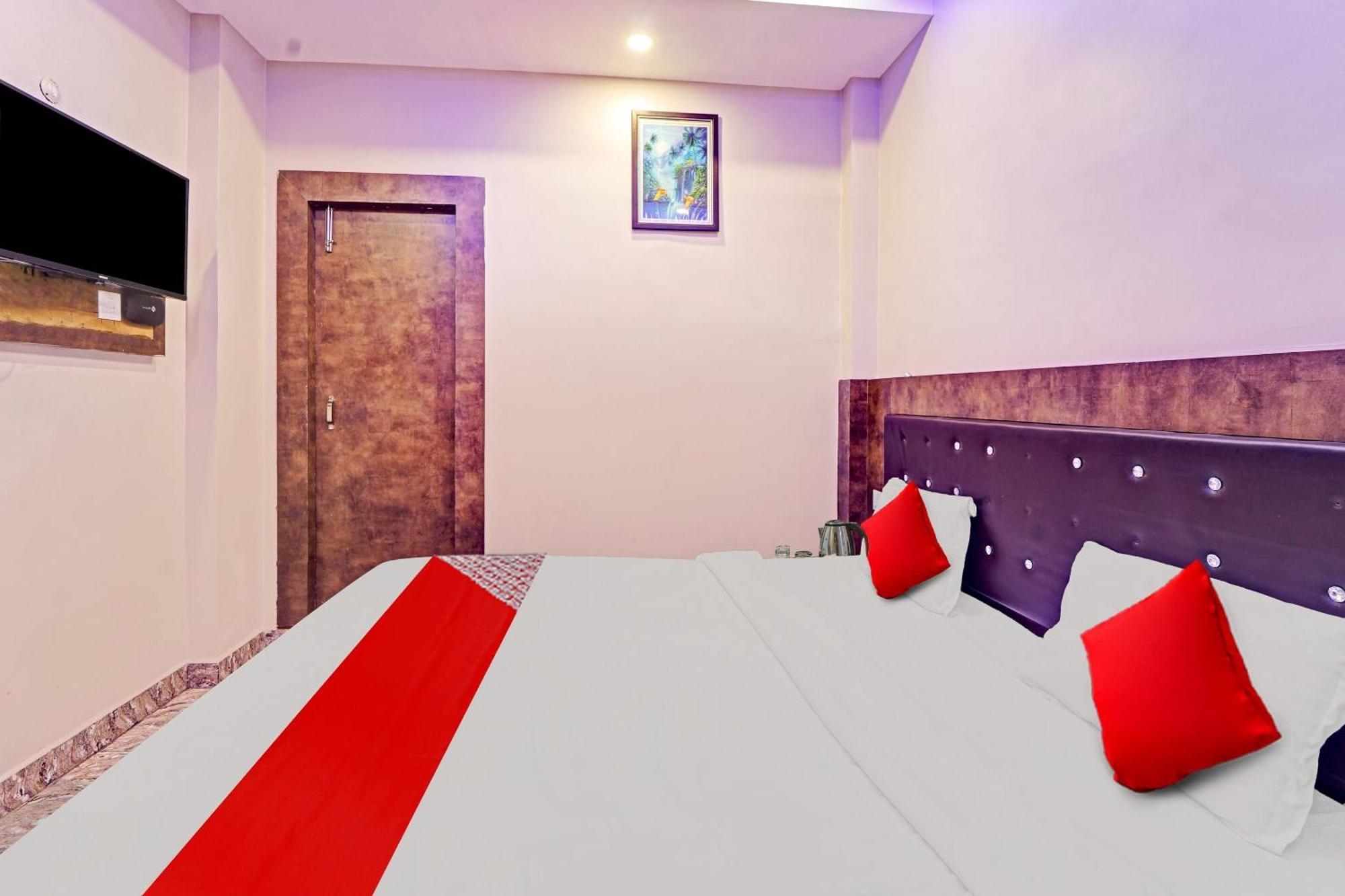 Hotel O Saharsh Hotel Патна Екстер'єр фото