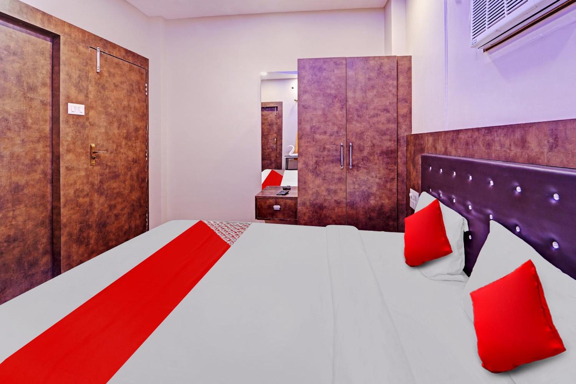 Hotel O Saharsh Hotel Патна Екстер'єр фото
