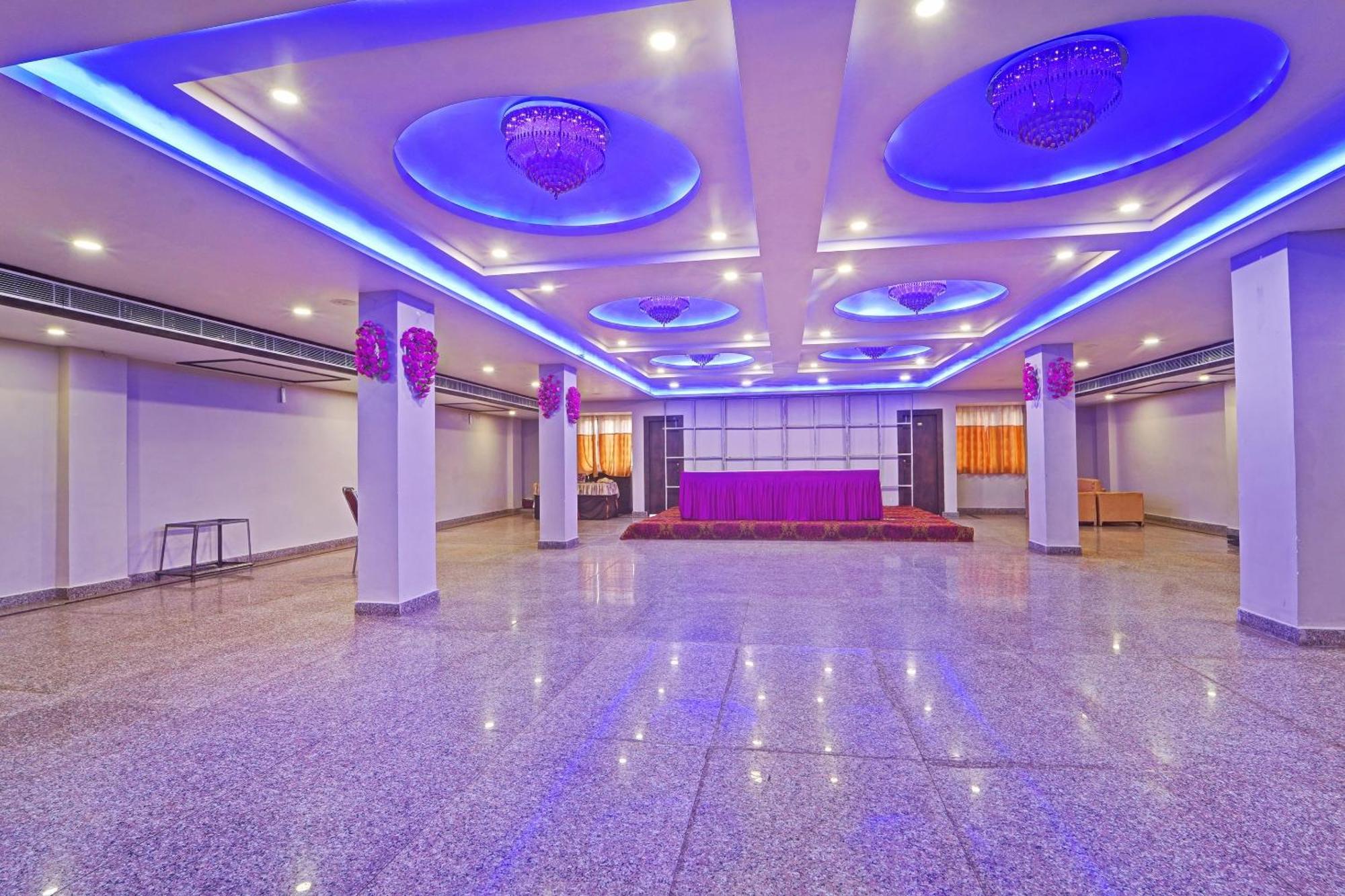 Hotel O Saharsh Hotel Патна Екстер'єр фото